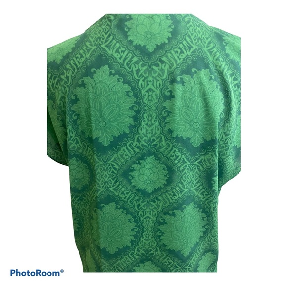 Cabi green with envy floral blouse.Size X-Small. - Picture 5 of 7